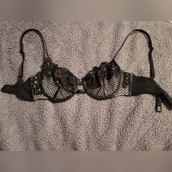 Victoria's Secret Other - Victoria  secret very sexy balconet